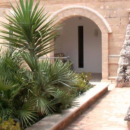 Bed and Breakfast Casa Veneri Salve Exterior foto